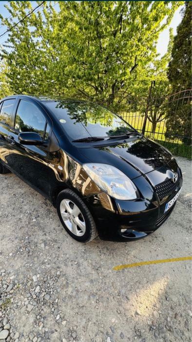 TOYOTA Yaris 2006