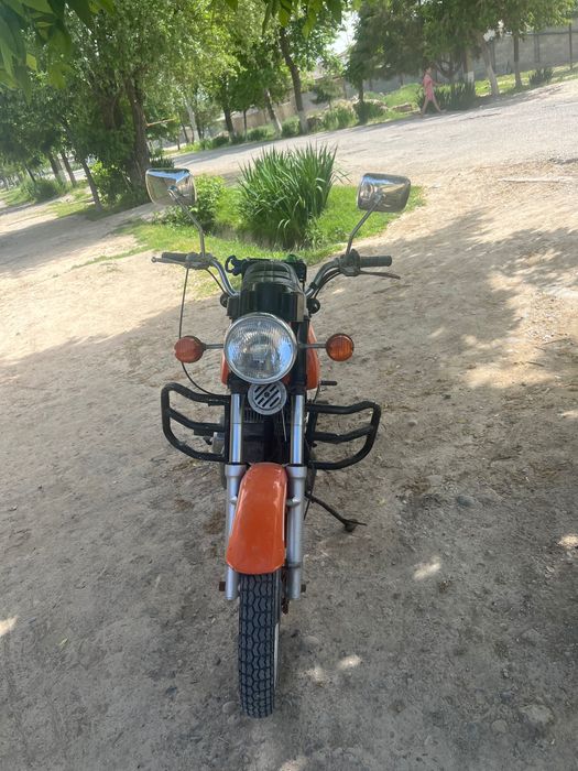 Moto yava chezet