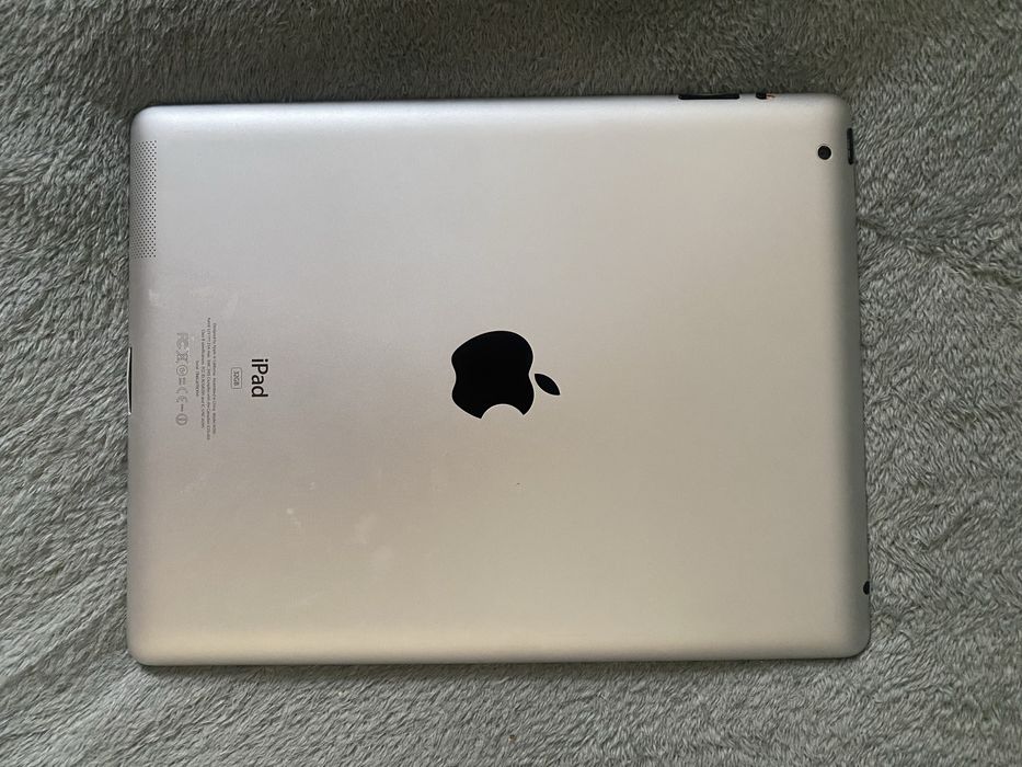 Продам Ipad в хорошем состоянии