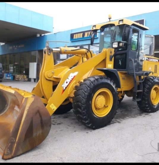 Услуги фронтального погрузчика