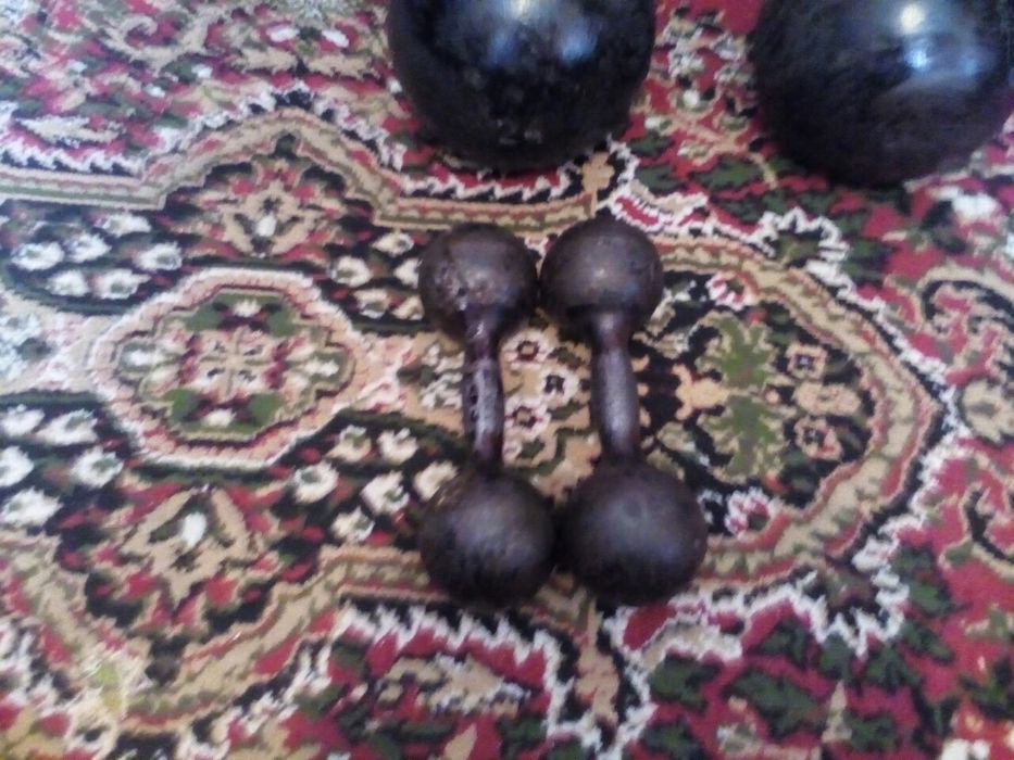 Продам гантели 6 кг советски