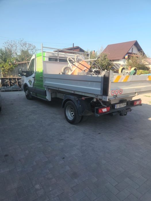 Ford Transit 2024 – 7 locuri + benă basculabilă – 45.000 km