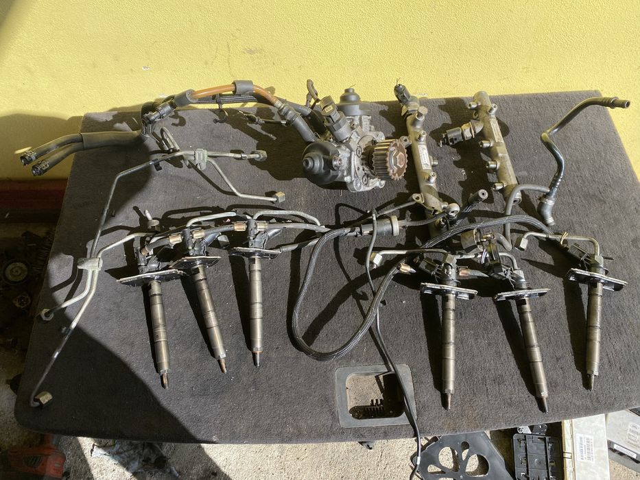 Kit Injectie 2.7 TDI V6 CAM Audi A4 B8 A5 Pret 5000 lei