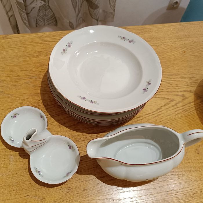 Порцеланов винтидж сервиз