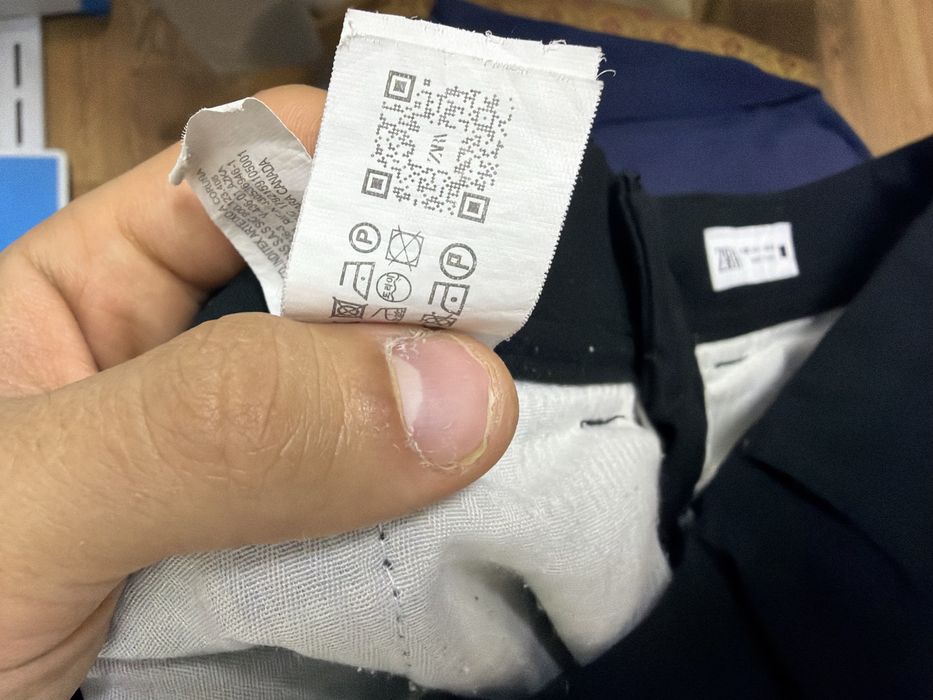 Брюки Zara.
