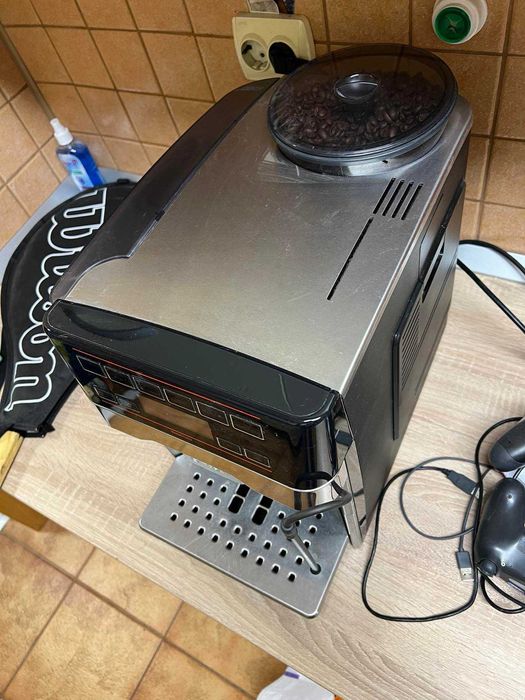 Vand expresor cafea Bosch Vero Aroma 700