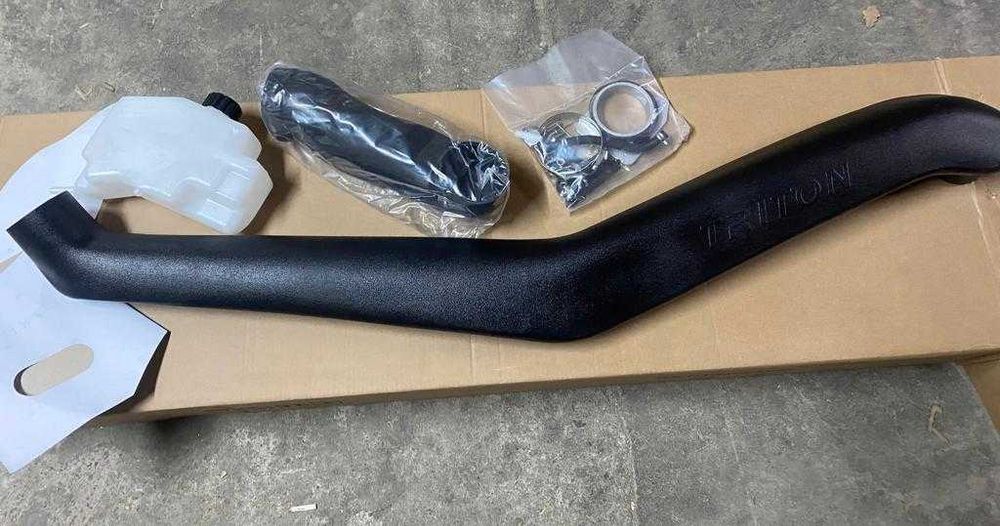 Snorkel Mitsubishi Triton L200  Pajero sport  cu rezervor de apa