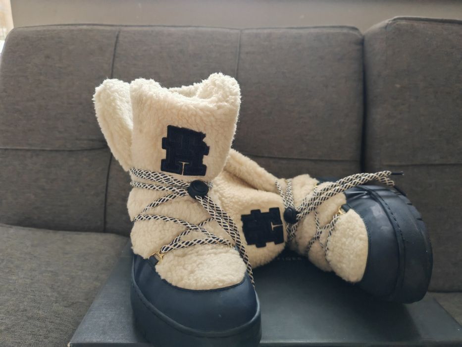 Апрески Tommy Hilfiger