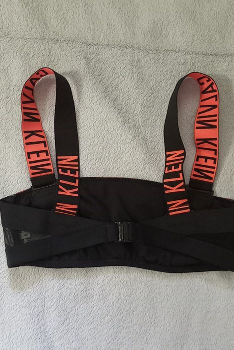 Новый топ Calvin Klein