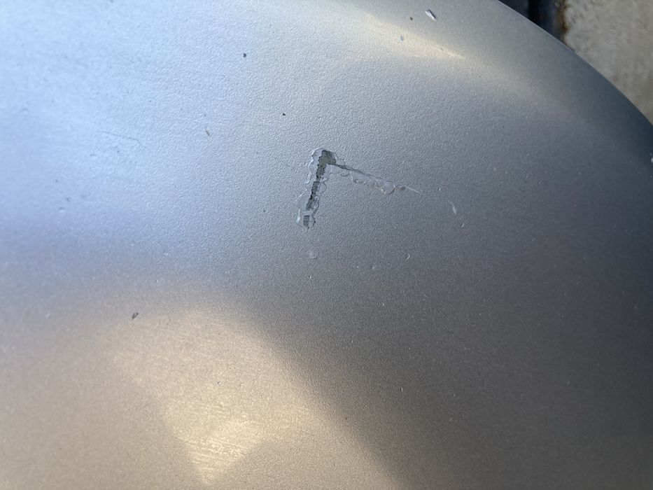 Преден капак за тойота авенсис/Toyota avensis T27 09-14г