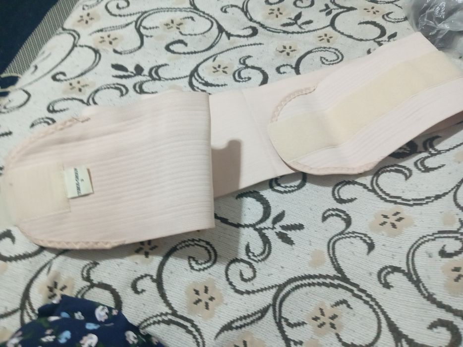 Продам летний костюм женский