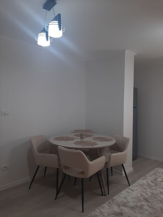 Proprietar,vand apartament modern,zona foarte linistita,2 camere Micalaca str. Vaslui