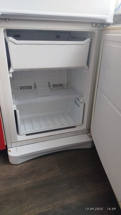 Продам холодильник в рабочем состояний