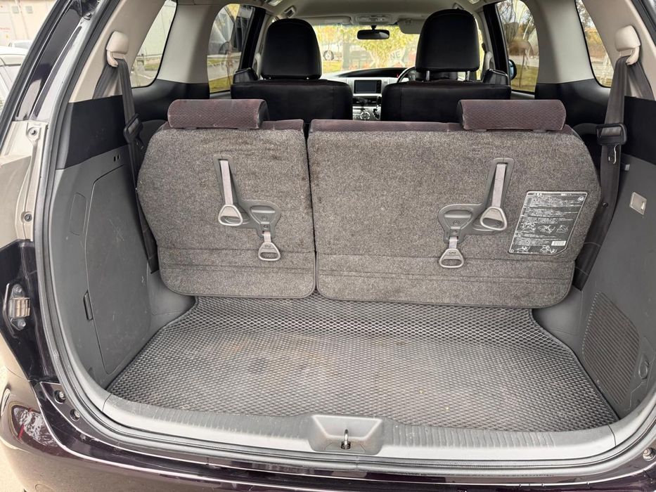 минивэн Toyota Estima в г. Экибастуз