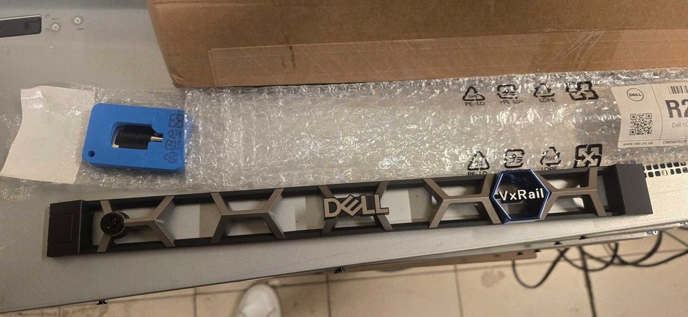 Dell PowerEdge 1U server bezel