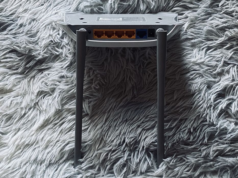 Продам роутер за 2000тг!