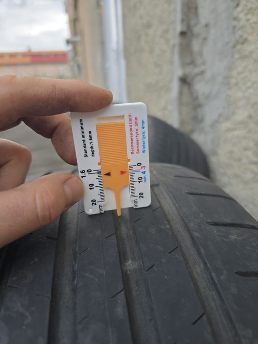 Brigestone Turanza T005 225 50 17 98Y