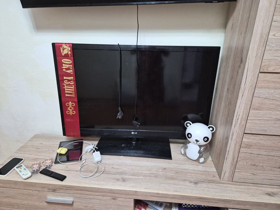 Продам телевизор LG лед