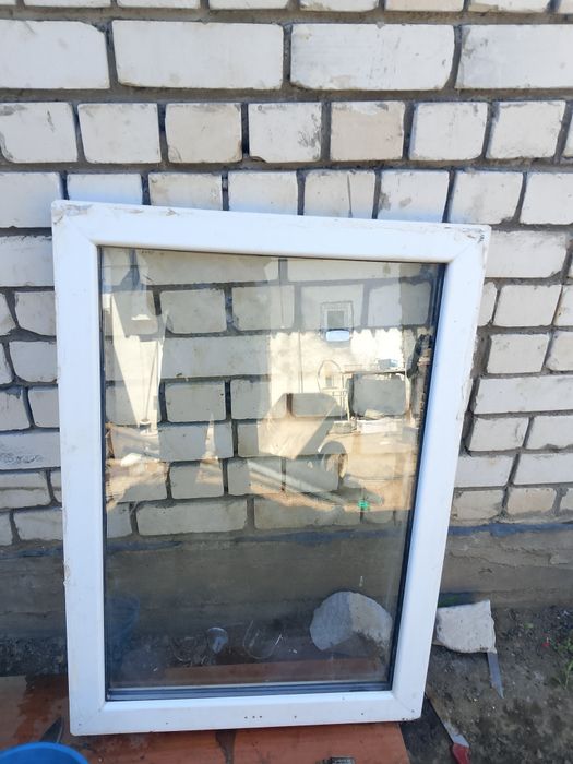 Окна срочно продам