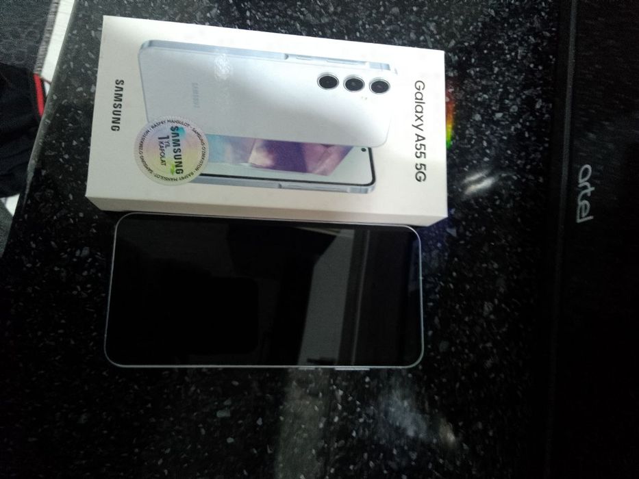 Samsung A55 telefon sotiladi