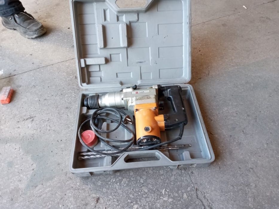 Продам Перфоратор