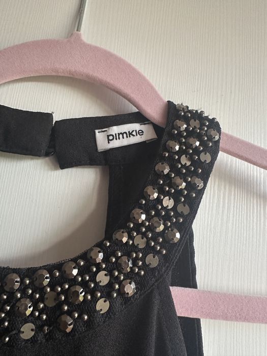 Salopeta eleganta cu spatele gol