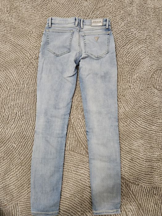 Дънки Guess и други