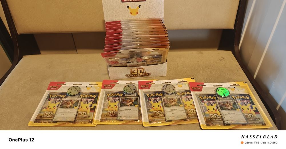 Pokemon blistere aniversare