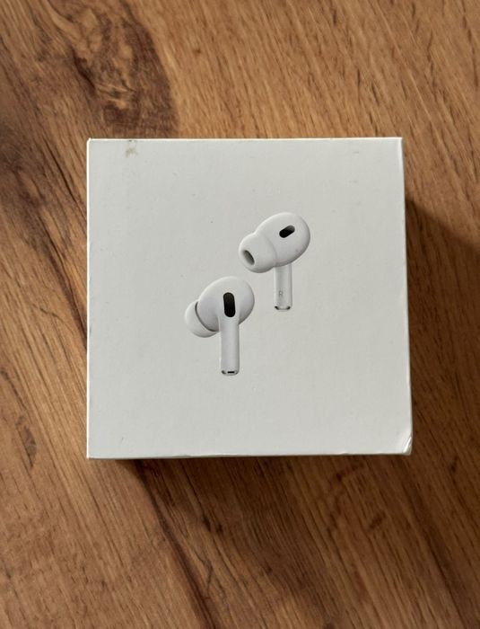 AirPods Pro 2 - 1 наушник + кейс Lightning