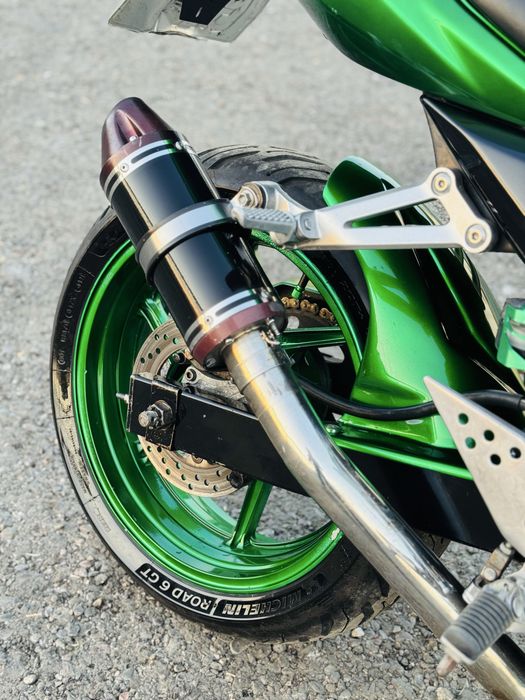 Orginal Kawasaki Z750S sotiladi