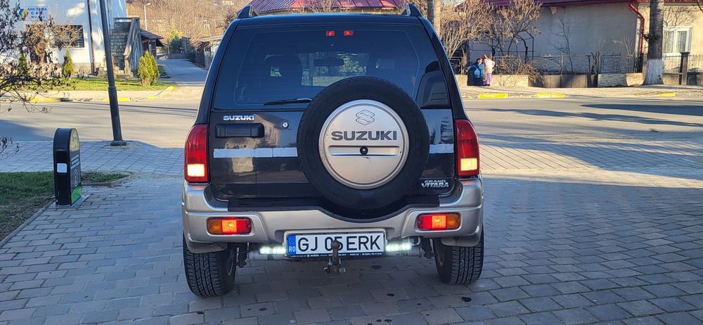 Suzuki grand vitara 2003