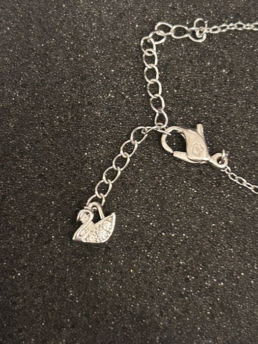 SET swarovski cu lebada