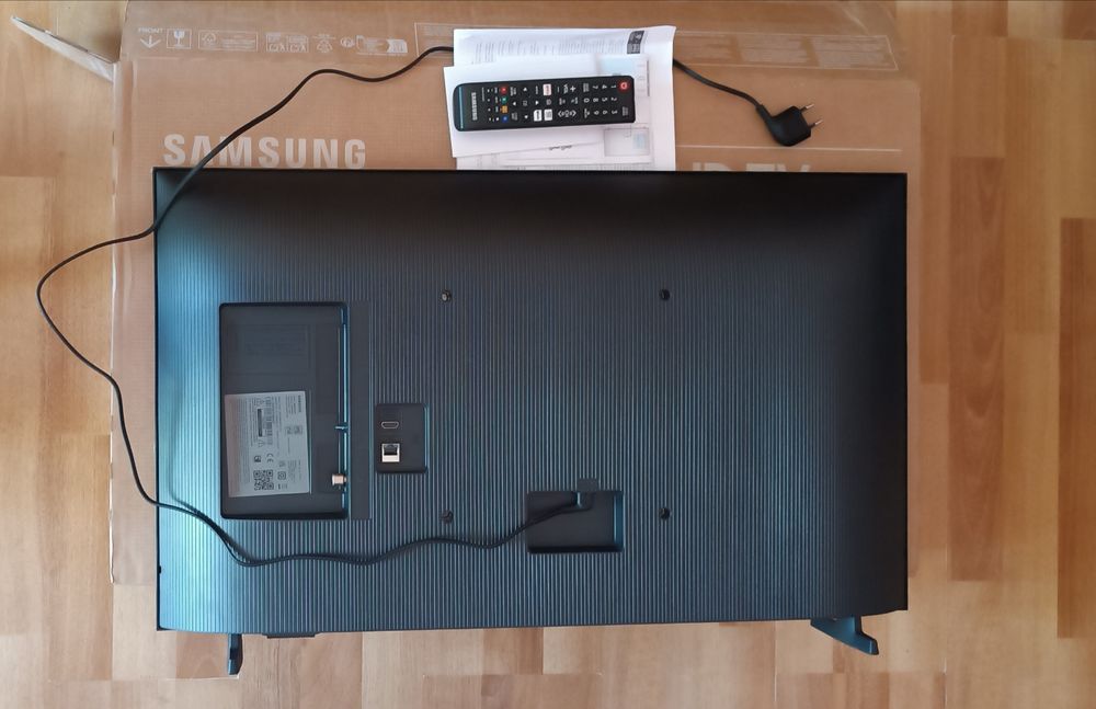 SAMSUNG 32 Smart H5000F