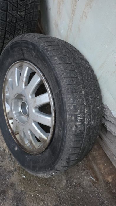 Продам диск с шиной  195/65 R15