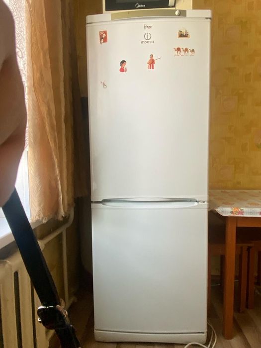 Срочно продам холодильник