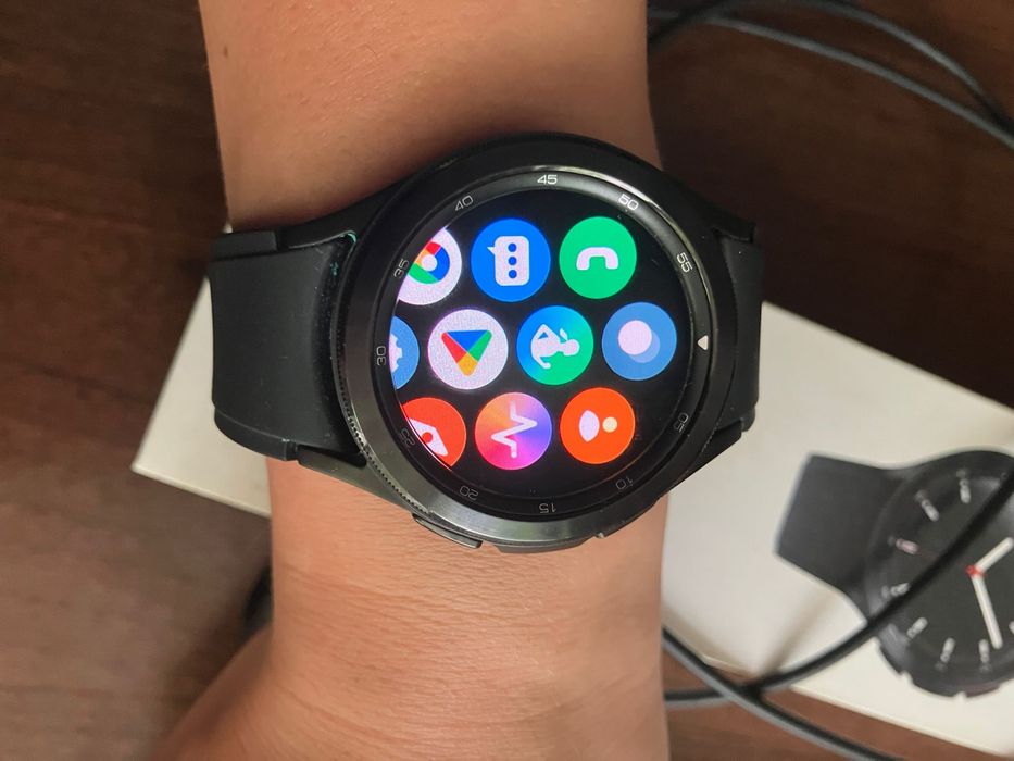 Vand ceas Samsung Smart Watch 4 Classic