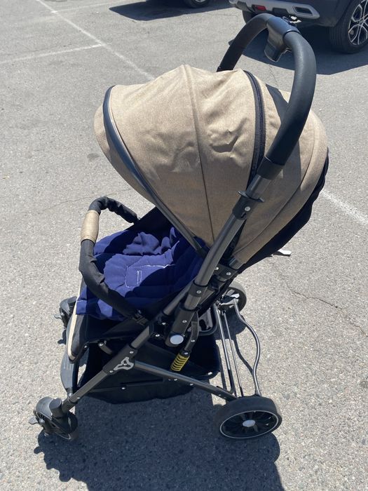 Коляска прргулочная