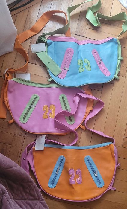 Geanta nouă de umăr