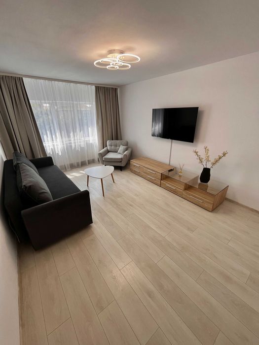 Proprietar închiriez apartament cu 2 camere decomandat|Zona Odobescu| Loc de parcare inclus