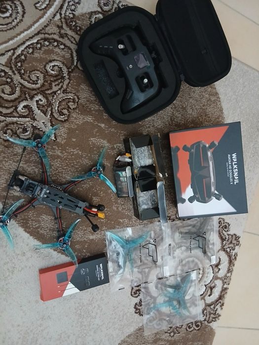 FPV DRON MARK 5  квадрокоптер мврк5