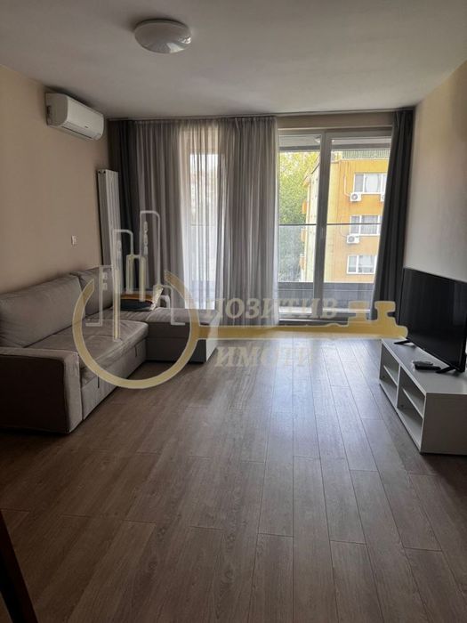 Дава се под наем Тристаен апартамент в София, Витоша - 110 кв.м за 950 € - Снимка #1