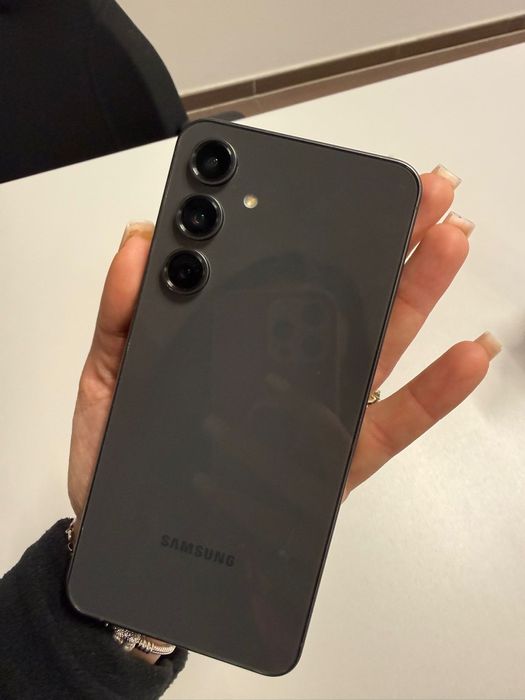 Vand Samsung S24 Fe