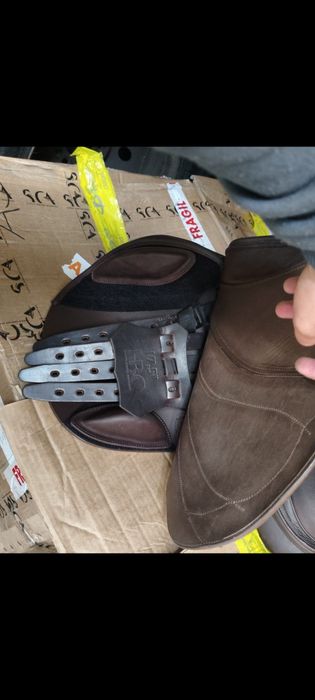 Șa HRC 17.5" – Nouă, din piele naturală