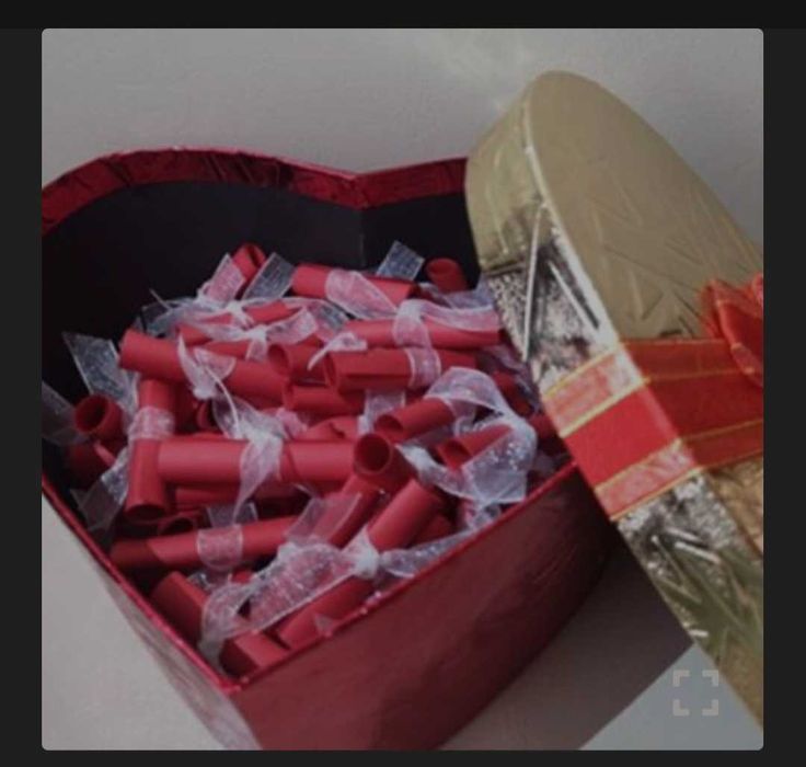 подарък за Свети Валентин / Рожден ден – Любовна кутия