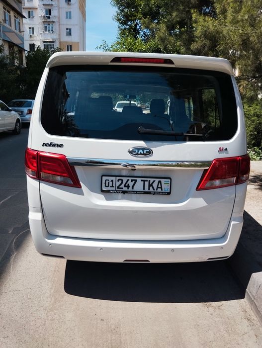 Продам сотилади JAC Refine M4 2023 механика  пробег 55000км