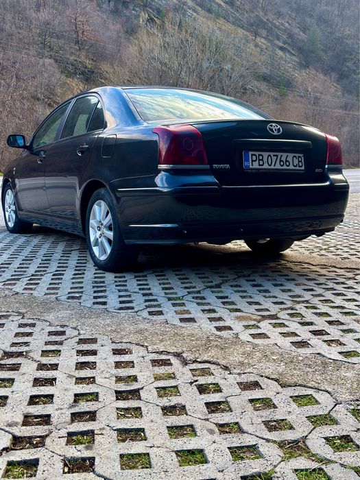 Toyota Avensis D-4D 2003