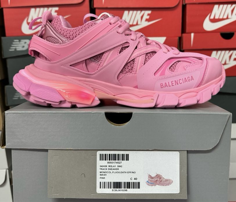 Balenciaga Track Roz cu LED Full Box Noi + Dustbag 36,37,38,39,40