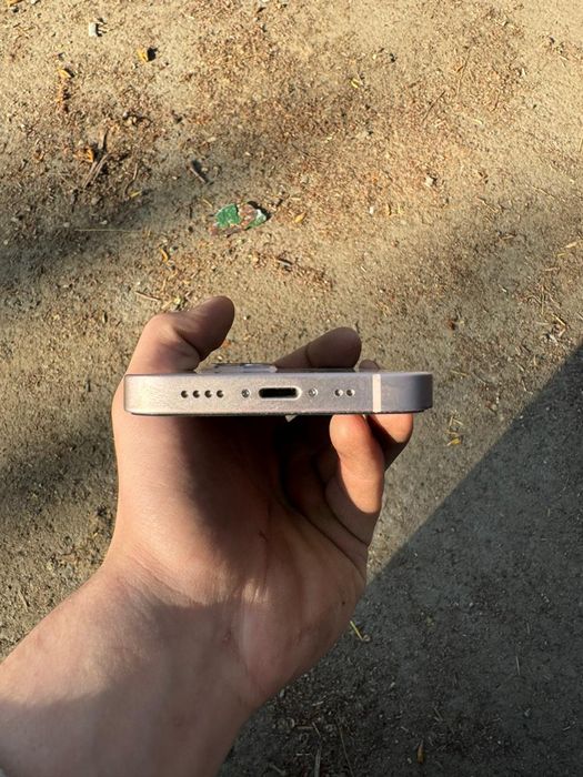 айфон 13 мини в хорошо состоянии