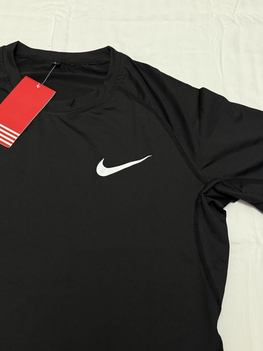 Футболка Nike черный цвет