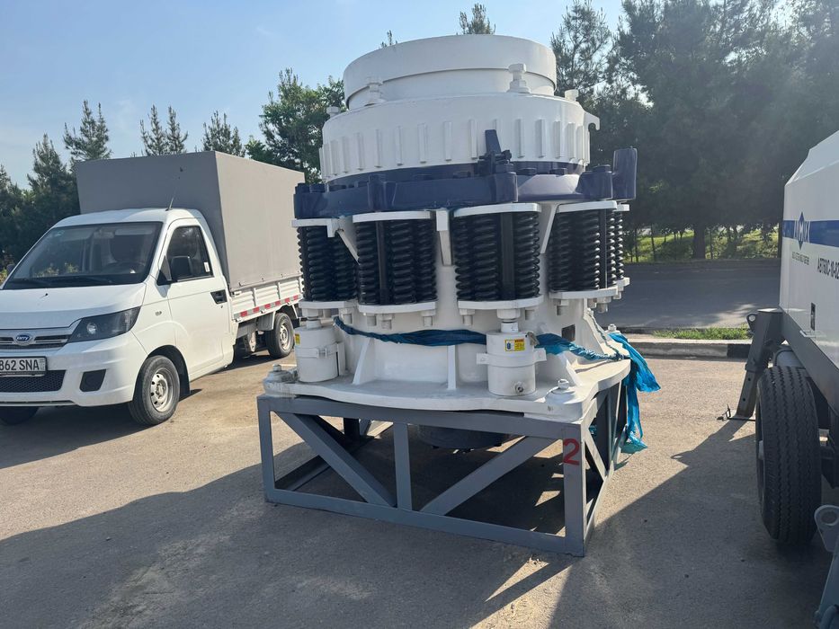 Конусная дробилка PYB1200